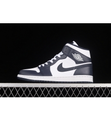 AIR JORDAN 1 MID 554724 174