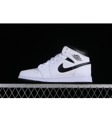 AIR JORDAN 1 MID DQ8423 132 AIR JORDAN 1 MID DQ8423 132